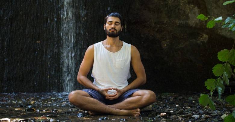 9 Manfaat Yoga untuk Kesehatan Pria
